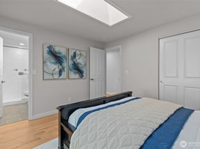 13786 NE 75th Place, Redmond WA 98052