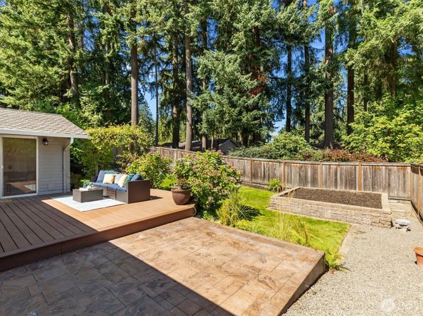 13786 NE 75th Place, Redmond WA 98052