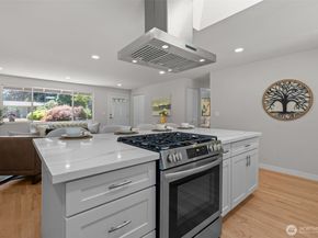 13786 NE 75th Place, Redmond WA 98052