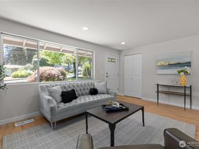 13786 NE 75th Place, Redmond WA 98052