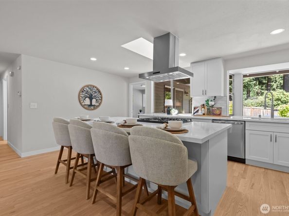 13786 NE 75th Place, Redmond WA 98052