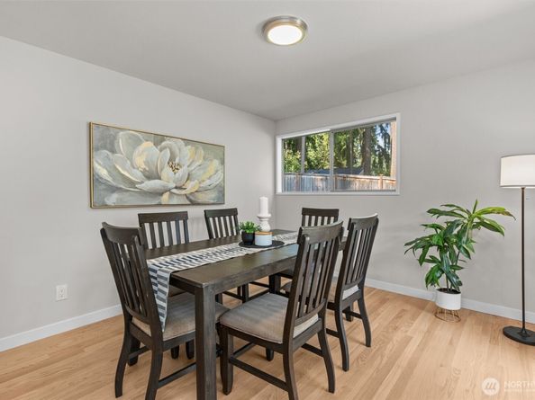 13786 NE 75th Place, Redmond WA 98052