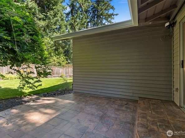 13786 NE 75th Place, Redmond WA 98052