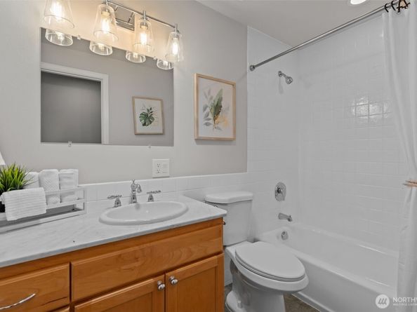 13786 NE 75th Place, Redmond WA 98052