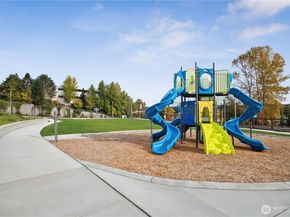 12207 137th Place NE 2604, Redmond WA 98052