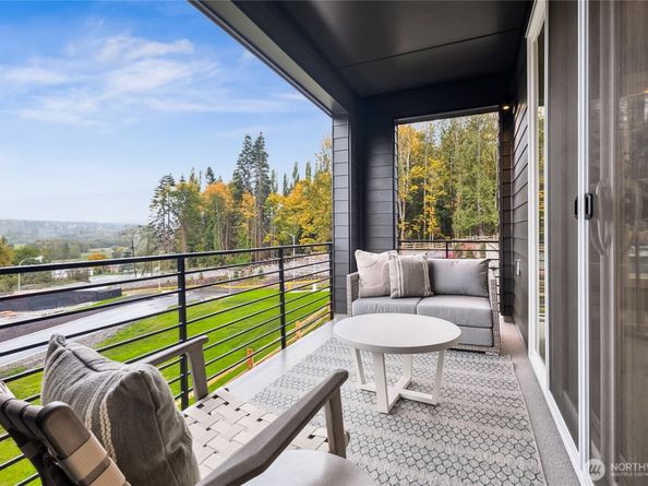 12207 137th Place NE 2604, Redmond WA 98052