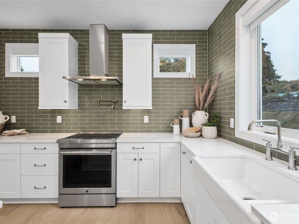 12207 137th Place NE 2604, Redmond WA 98052