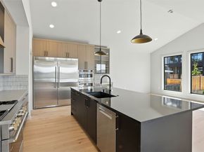 1015 N 35th Street, Renton WA 98056