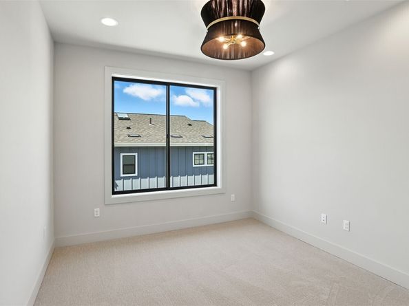1015 N 35th Street, Renton WA 98056