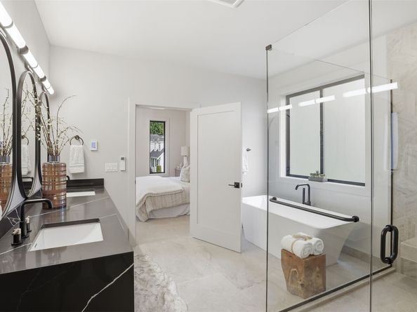 1015 N 35th Street, Renton WA 98056