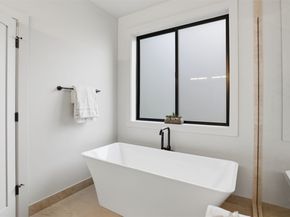 1015 N 35th Street, Renton WA 98056