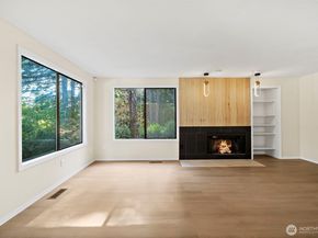 21911 4th Avenue SE, Bothell WA 98021