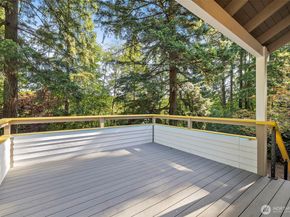 21911 4th Avenue SE, Bothell WA 98021