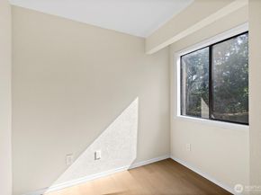 21911 4th Avenue SE, Bothell WA 98021