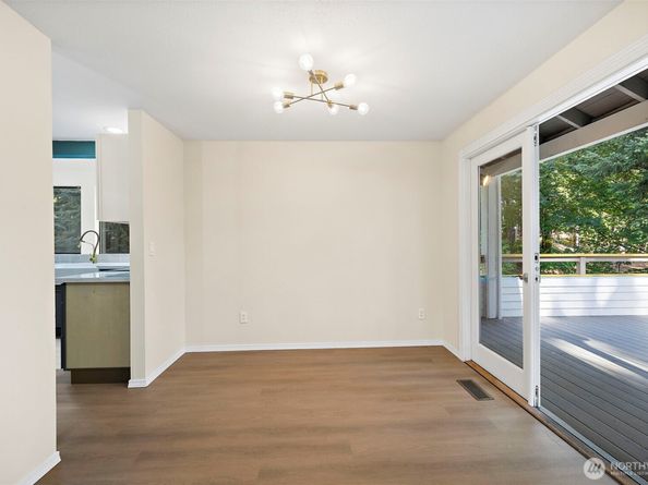 21911 4th Avenue SE, Bothell WA 98021
