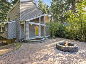 21911 4th Avenue SE, Bothell WA 98021