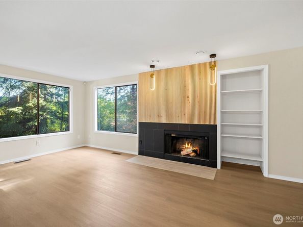 21911 4th Avenue SE, Bothell WA 98021