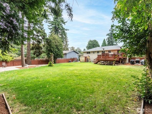 2114 SW 322nd Street, Federal Way WA 98023