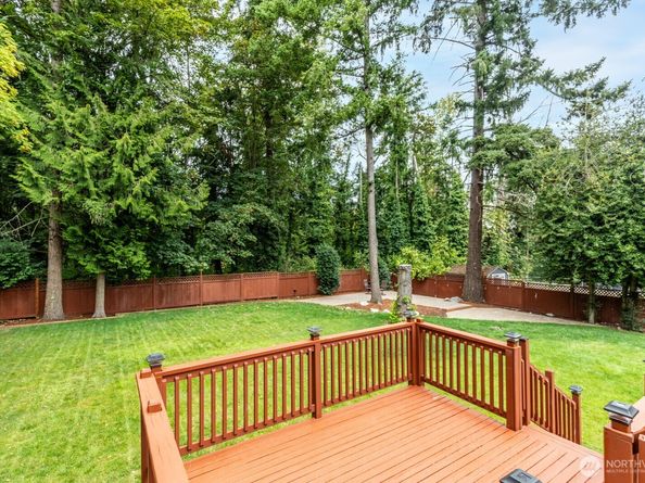 2114 SW 322nd Street, Federal Way WA 98023