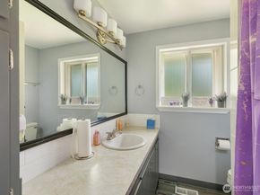 2114 SW 322nd Street, Federal Way WA 98023