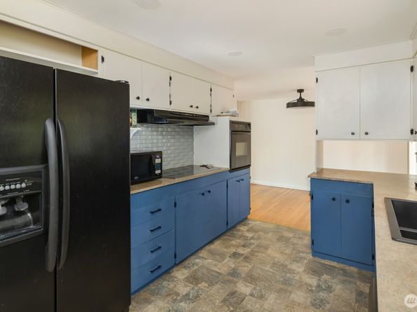 2114 SW 322nd Street, Federal Way WA 98023