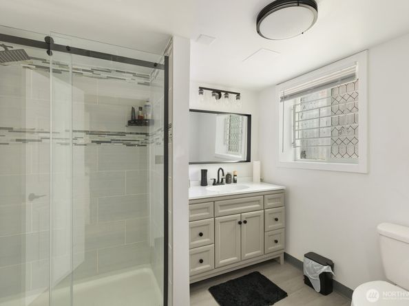 2114 SW 322nd Street, Federal Way WA 98023