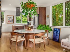 3805 Fremont Lane N, Seattle WA 98103
