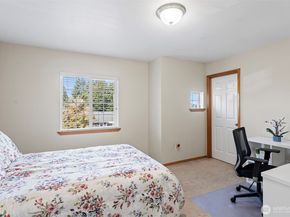 3904 172nd Street SW, Lynnwood WA 98037