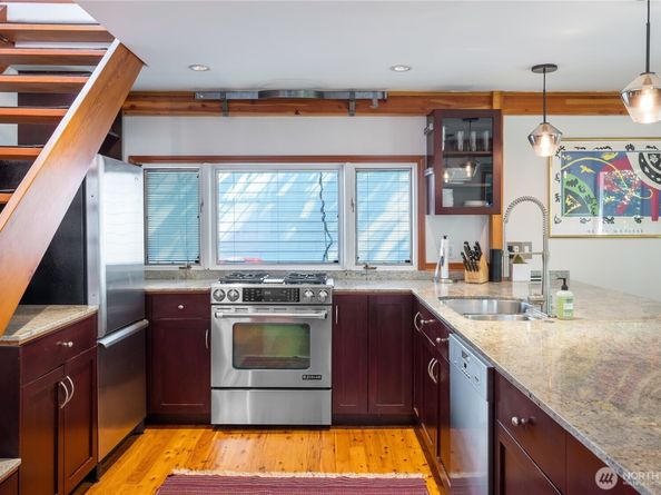 2766 Westlake Avenue N A, Seattle WA 98109