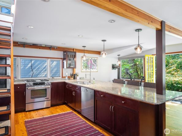 2766 Westlake Avenue N A, Seattle WA 98109