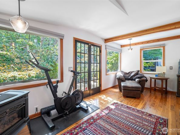 2766 Westlake Avenue N A, Seattle WA 98109