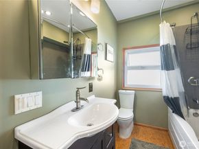 2766 Westlake Avenue N A, Seattle WA 98109