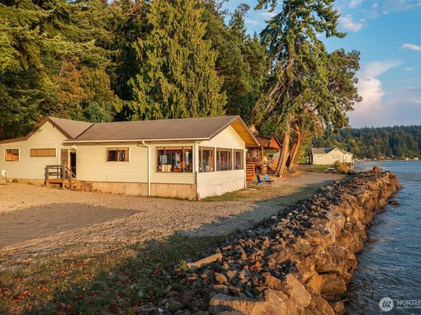 24415 143rd Avenue SW, Vashon WA 98070