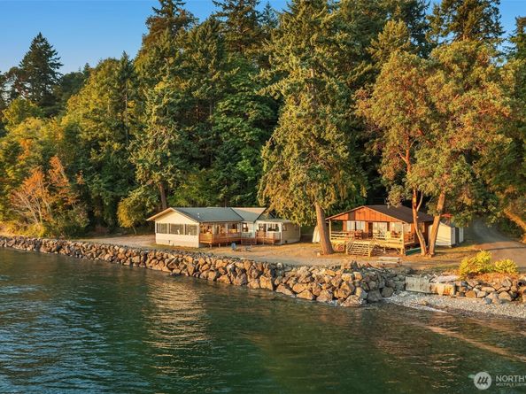 24415 143rd Avenue SW, Vashon WA 98070
