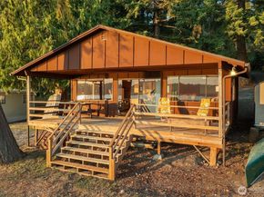24415 143rd Avenue SW, Vashon WA 98070
