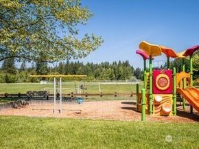 24325 SE 41st Lane 61, Sammamish WA 98029