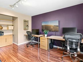 24325 SE 41st Lane 61, Sammamish WA 98029