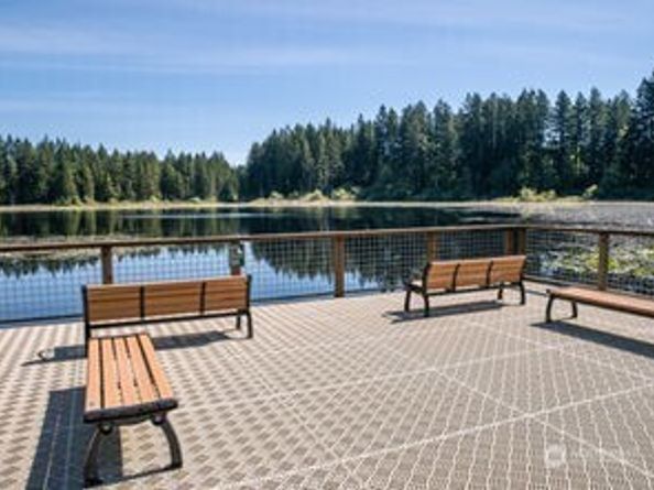 24325 SE 41st Lane 61, Sammamish WA 98029
