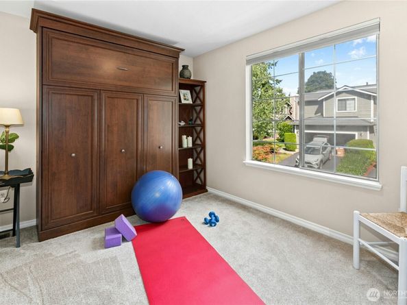 24325 SE 41st Lane 61, Sammamish WA 98029