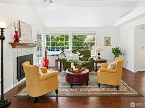 24325 SE 41st Lane 61, Sammamish WA 98029