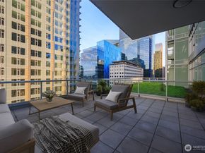 588 Bell Street 902S, Seattle WA 98121