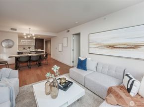 588 Bell Street 902S, Seattle WA 98121