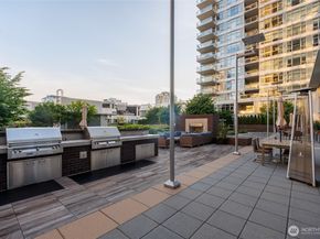 588 Bell Street 902S, Seattle WA 98121