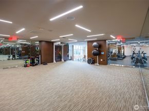 588 Bell Street 902S, Seattle WA 98121
