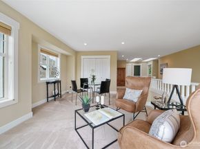 1008 N 27th Place, Renton WA 98056
