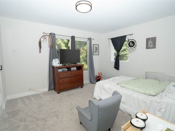 18830 108th Avenue SE, Renton WA 98055