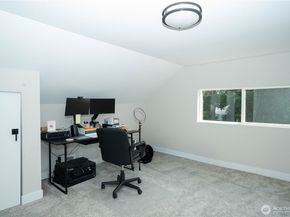 18830 108th Avenue SE, Renton WA 98055