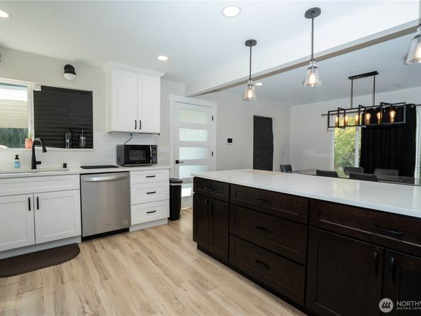 18830 108th Avenue SE, Renton WA 98055