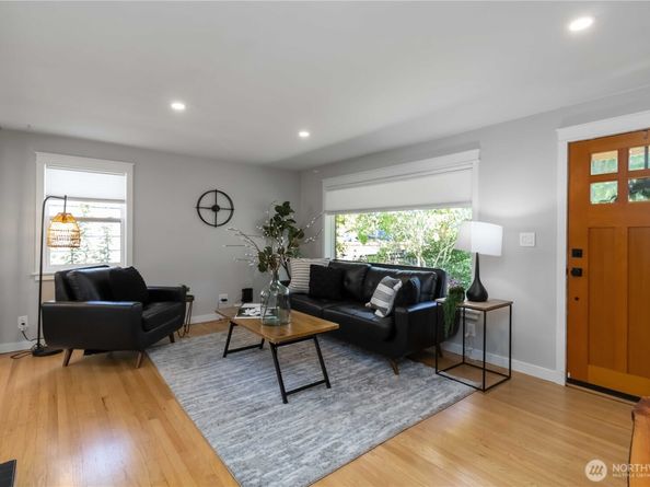 10523 Evanston Avenue N, Seattle WA 98133