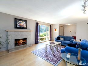 15618 SE 174th Street, Renton WA 98058